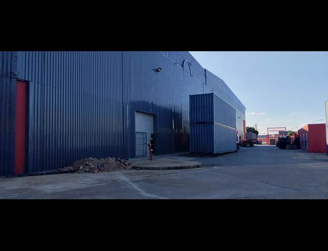 1,200M² WAREHOUSE TO LET IN CITY DEEP