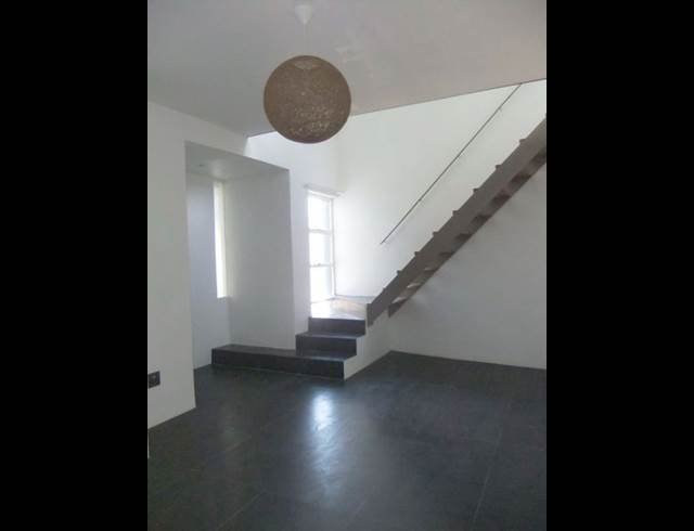 2 bed property to rent in WOODSTOCK