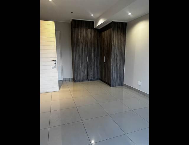 2 BEDROOM APARTMENT TO LET IN PARKMORE