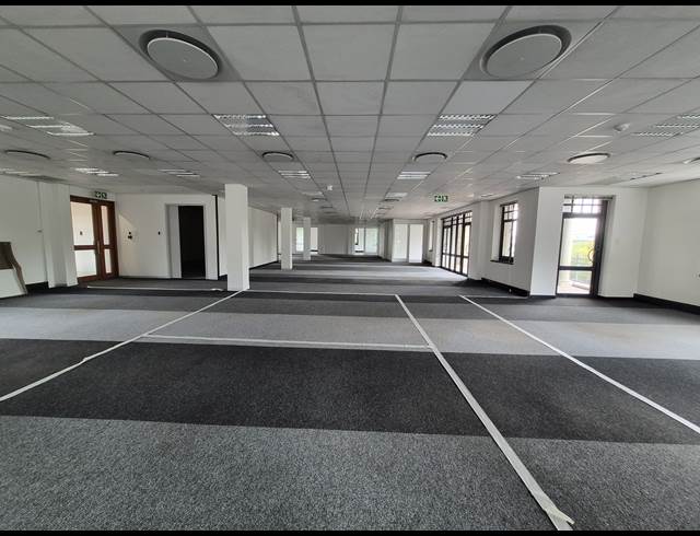 229M² OFFICE TO LET IN SANDTON CENTRAL