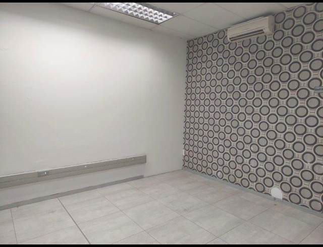 30M² RETAIL RENTED IN PIETERMARITZBURG CENTRAL
