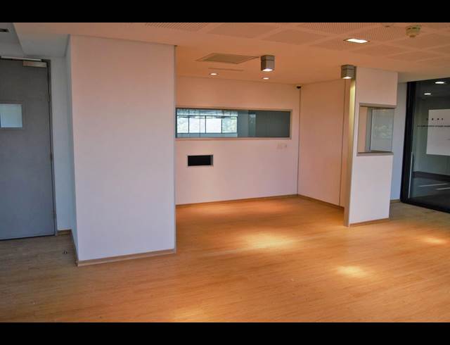 410M² OFFICE TO LET IN SANDOWN