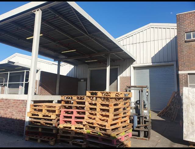 3,010M² FACTORY TO LET IN BELLVILLE SOUTH INDUSTRIA