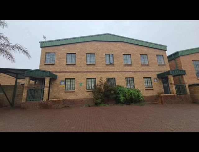 150M² OFFICE TO LET IN DIE HEUWEL