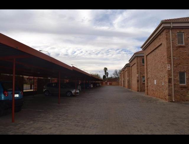 1 BEDROOM PROPERTY TO RENT IN DASSIE RAND