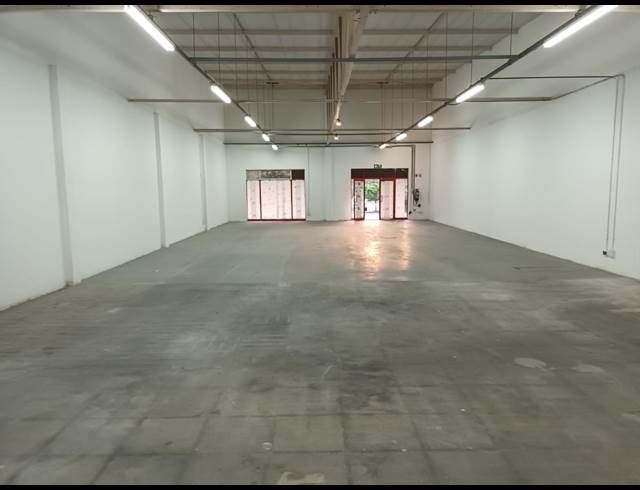 251M² RETAIL TO LET IN RIVERSIDE PARK