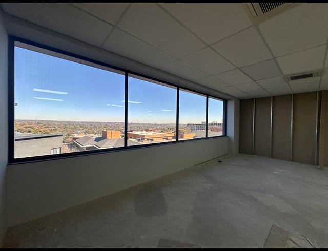 194M² OFFICE TO LET IN SANDTON CENTRAL