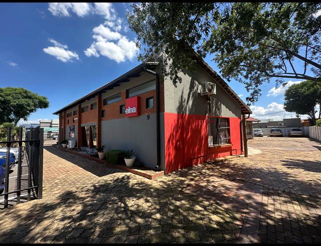 250M² OFFICE TO LET IN BARDENE