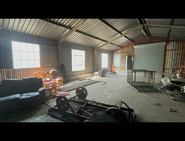 265M² WORKSHOP TO LET IN WADEVILLE