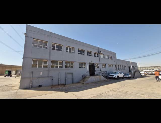 1,487M² WAREHOUSE TO LET IN SELBY