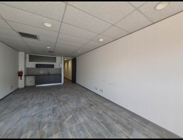 118M² OFFICE TO LET IN DUNKELD