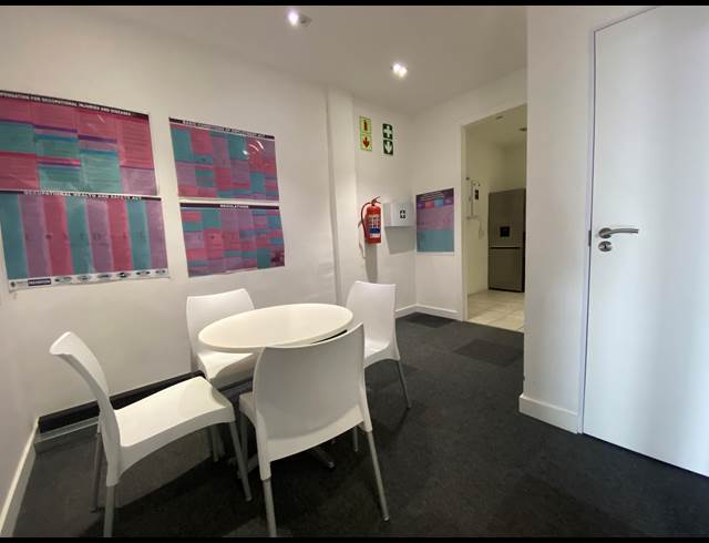 132M² OFFICE TO LET IN BROOKLYN