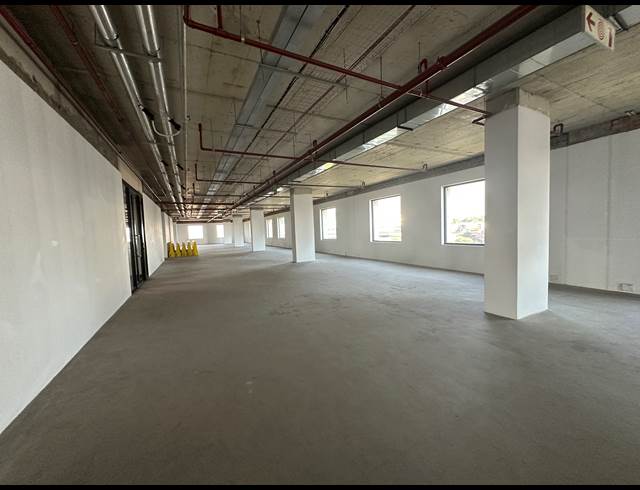 1,816M² OFFICE TO LET IN SANDTON CENTRAL