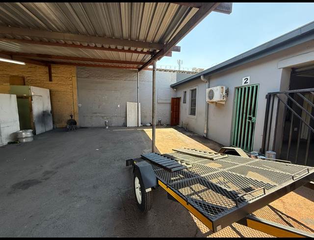 100M² WAREHOUSE TO LET IN DELAREY