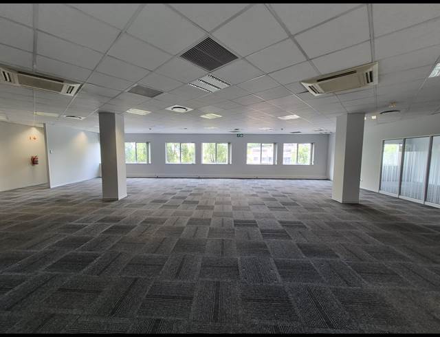 295M² OFFICE TO LET IN SANDTON CENTRAL