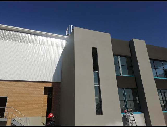 4,679M² WAREHOUSE TO LET IN POMONA