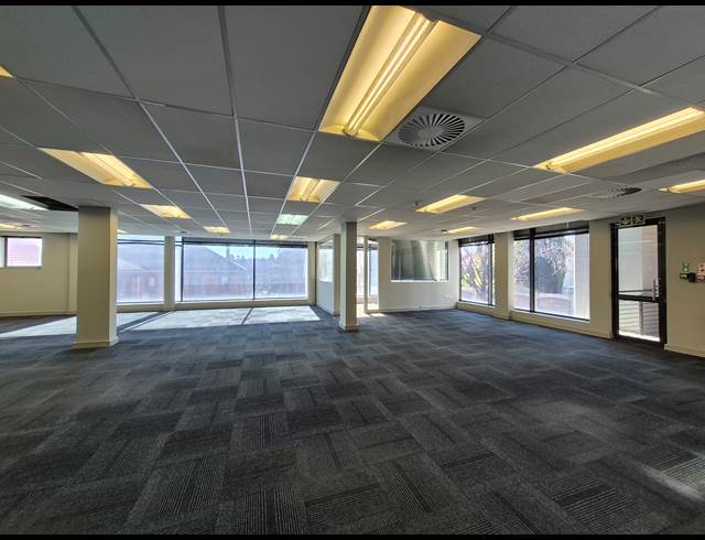 267M² OFFICE TO LET IN WAVERLEY