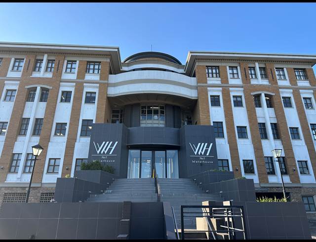 188M² BUSINESS TO LET IN CENTURY CITY