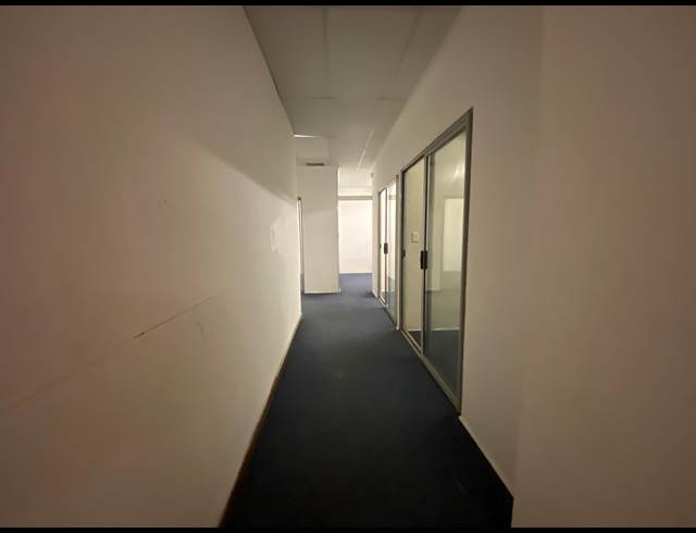 318M² WAREHOUSE TO LET IN MARCONI BEAM INDUSTRIA