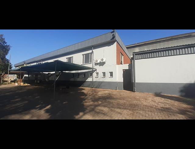 6,000M² WAREHOUSE TO LET IN WALTLOO