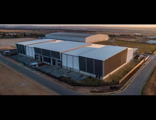 11,366M² WAREHOUSE TO LET IN CHLOORKOP