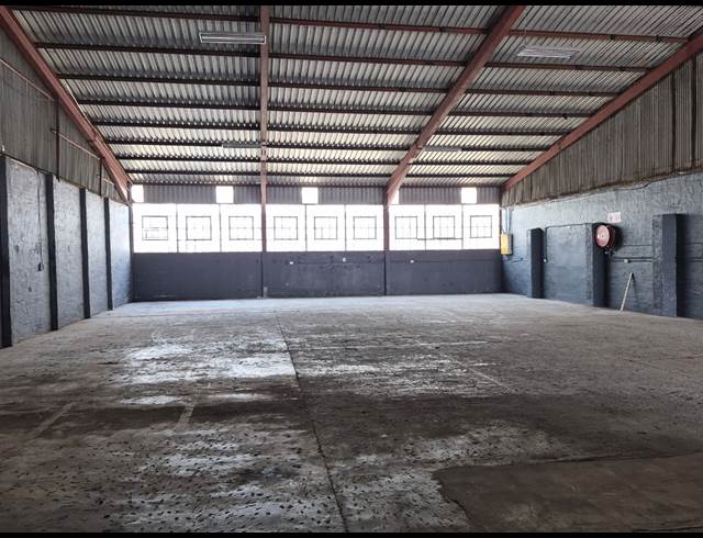 480M² WAREHOUSE TO LET IN GLEN ANIL