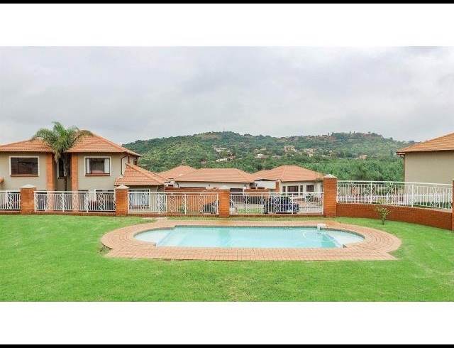 2 bed property to rent in GLENVISTA