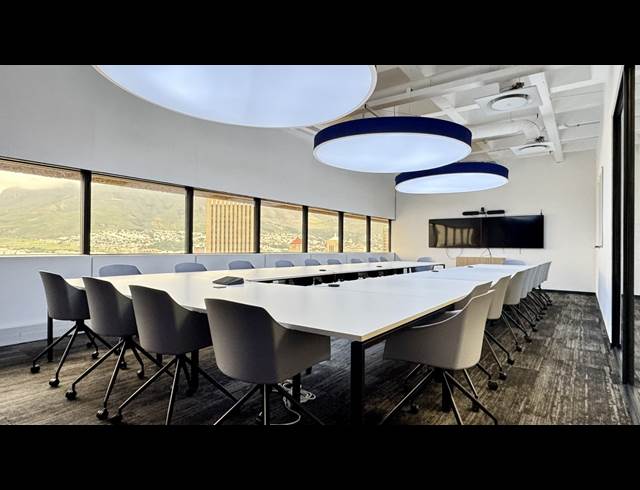 1,912M² OFFICE TO LET IN CAPE TOWN CITY CENTRE