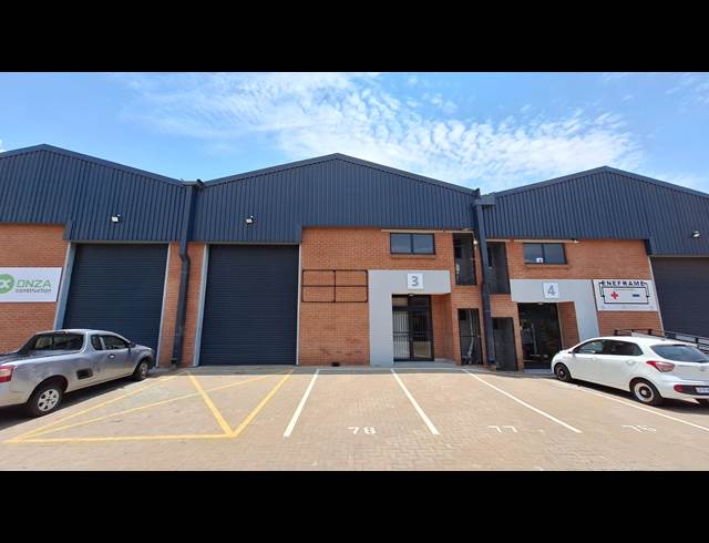 188M² WAREHOUSE TO LET IN HONEYDEW