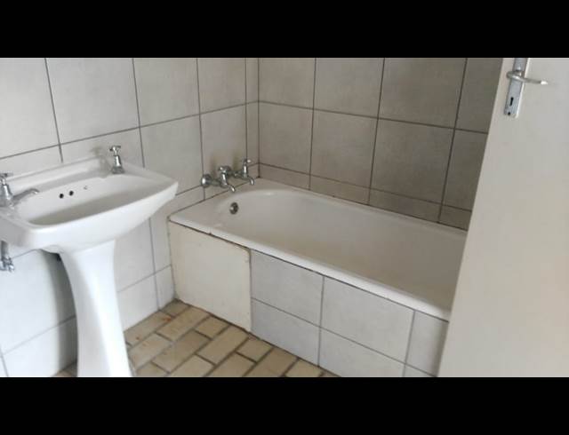 1 BEDROOM FLAT TO RENT