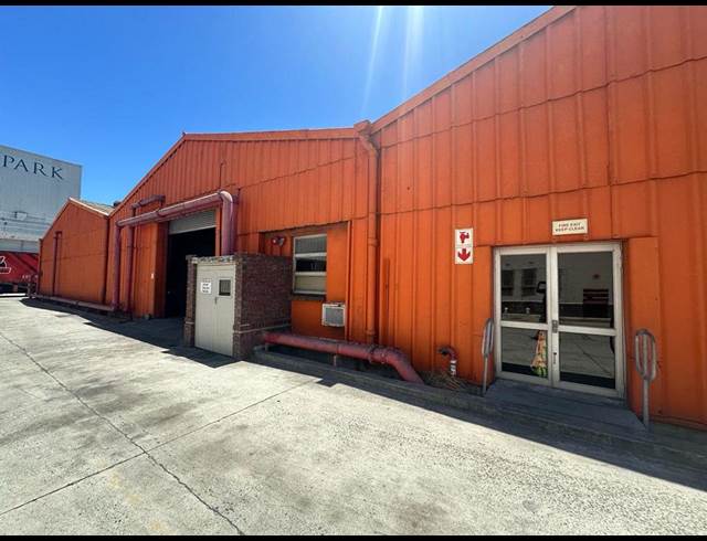 2,805M² WAREHOUSE TO LET IN BELLVILLE SOUTH INDUSTRIA