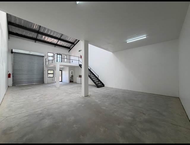 146M² WAREHOUSE TO LET IN BARBEQUE DOWNS