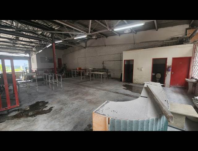 335M² MINI FACTORY TO LET IN LYTTELTON MANOR