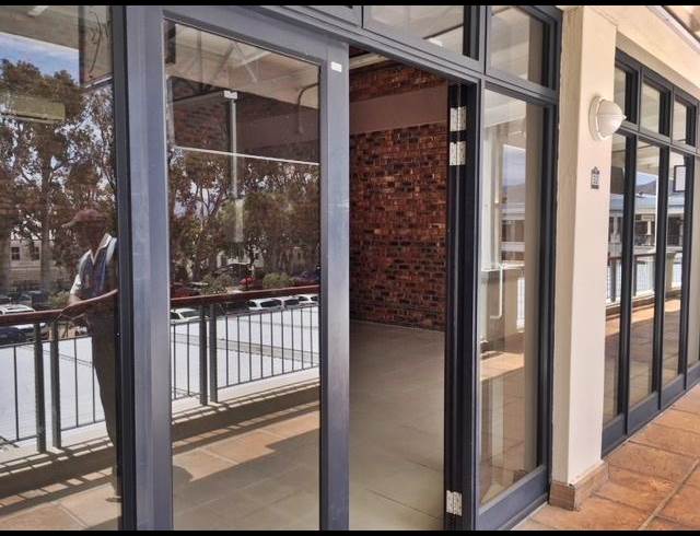 115M² RETAIL RENTED IN WESTLAKE