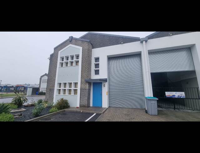 330M² WAREHOUSE TO LET IN AIRPORT INDUSTRIA