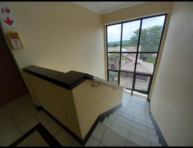 245M² OFFICE TO LET IN BRYANSTON