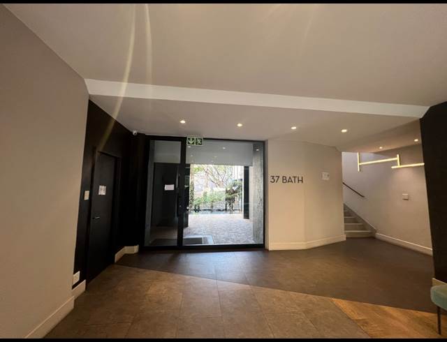555M² OFFICE TO LET IN ROSEBANK