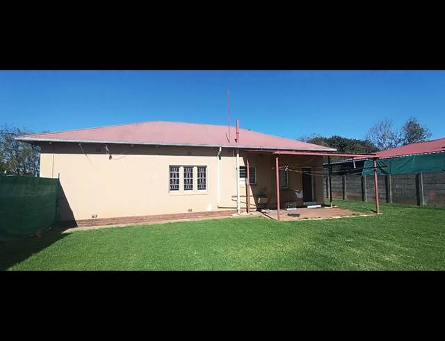 3 BEDROOM PROPERTY TO RENT IN BRENTHURST