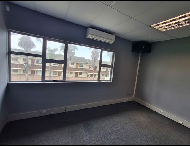 60.50M² RETAIL TO LET IN GONUBIE