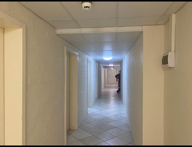 44M² RETAIL TO LET IN HOUT BAY BEACHFRONT