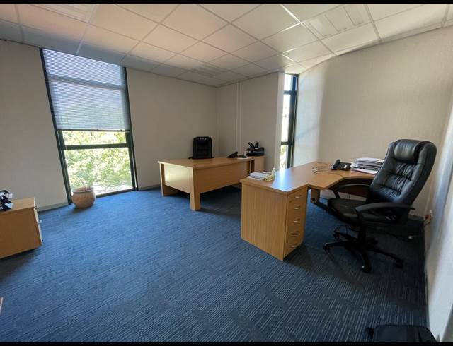 486M² OFFICE TO LET IN ROSEBANK