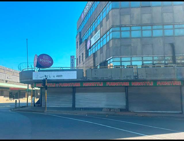 1,200M² OFFICE TO LET IN GERMISTON CENTRAL