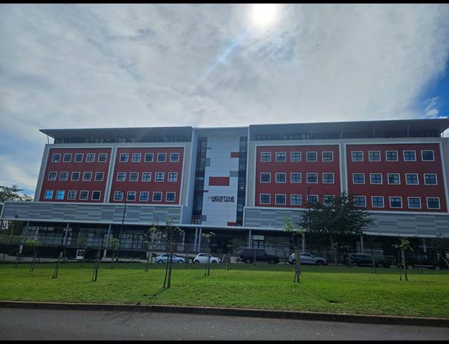 117M² OFFICE TO LET IN NEW TOWN CENTRE