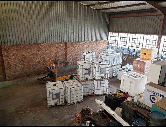 270M² WAREHOUSE RENTED IN WADEVILLE