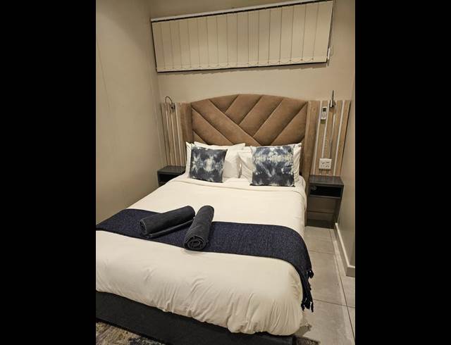 2 BEDROOM PROPERTY TO RENT IN ZIMBALI ESTATE