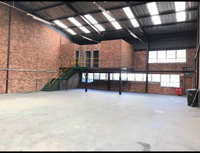 466M² WAREHOUSE RENTED IN STRIJDOMPARK