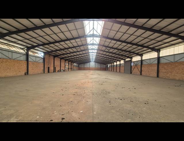 3,200M² WAREHOUSE TO LET IN WITHOK ESTATE