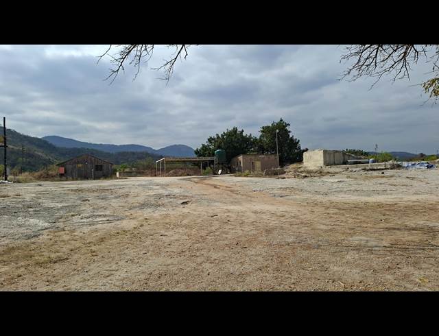 20,000M² INDUSTRIAL YARD TO LET IN VINTONIA
