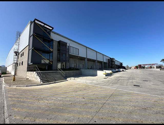 6,569M² WAREHOUSE TO LET IN BELLVILLE SOUTH INDUSTRIA