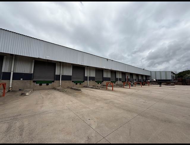 18,865M² WAREHOUSE TO LET IN PROSPECTON INDUSTRIAL